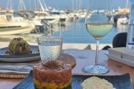 el mejor restaurante de marisco en Ibiza - Lagom