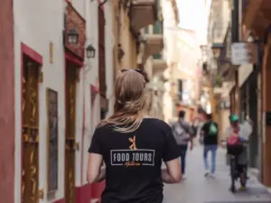 Explora las calles de Palma de Mallorca con Food Tours Balearics