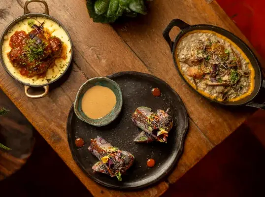 vegan and plant based restaurants in Ibiza - Casa Flow