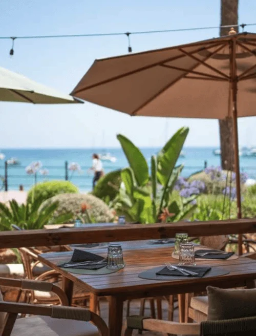 El Vizietto Ibiza on the promenade in Santa Eularia