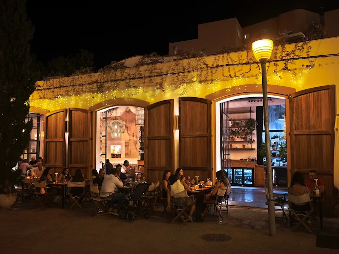 Dilo Ibiza town top mediterranean restaurant   in Ibiza